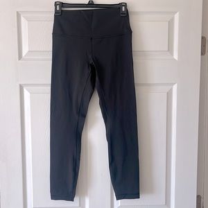 lululemon yoga pants 25”